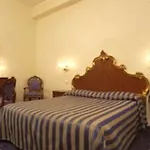 Canal Hotell 3*