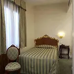 Hotell Canal 3*