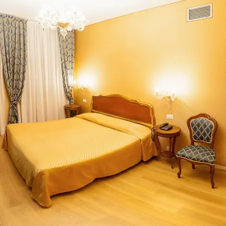 Hotel Canal Venedig
