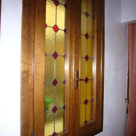 Canal فندق البندقية