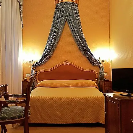 Hotel Canal Venedig